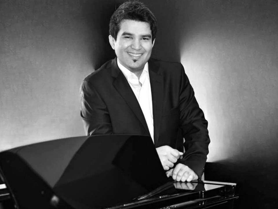 Arash Yahyapour Dimas at Concert Orchestra 26 Oct 2025 in Richmond Hill Canada Arash Yahyapour Dimas at Concert Orchestra 26 Oct 2025 in Richmond Hill Canada